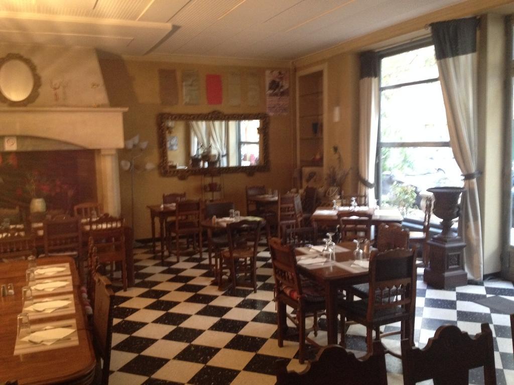 Hotel Restaurant Le Central Шаторенар Экстерьер фото